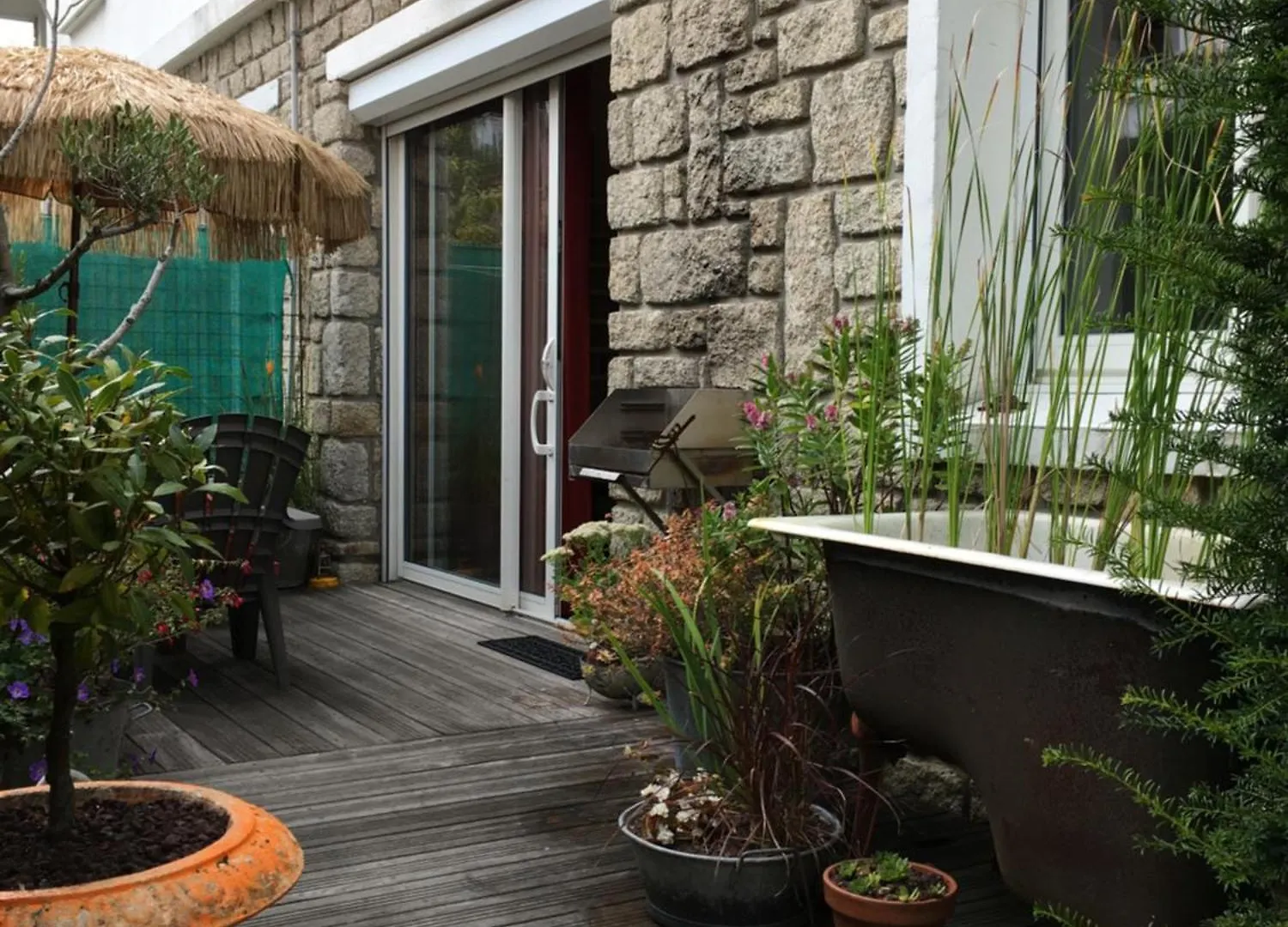 Studio Avec Terrasse, Salle D'Eau Et Wc Partages Λοριάν Δωμάτια σε οικογενειακή κατοικία
